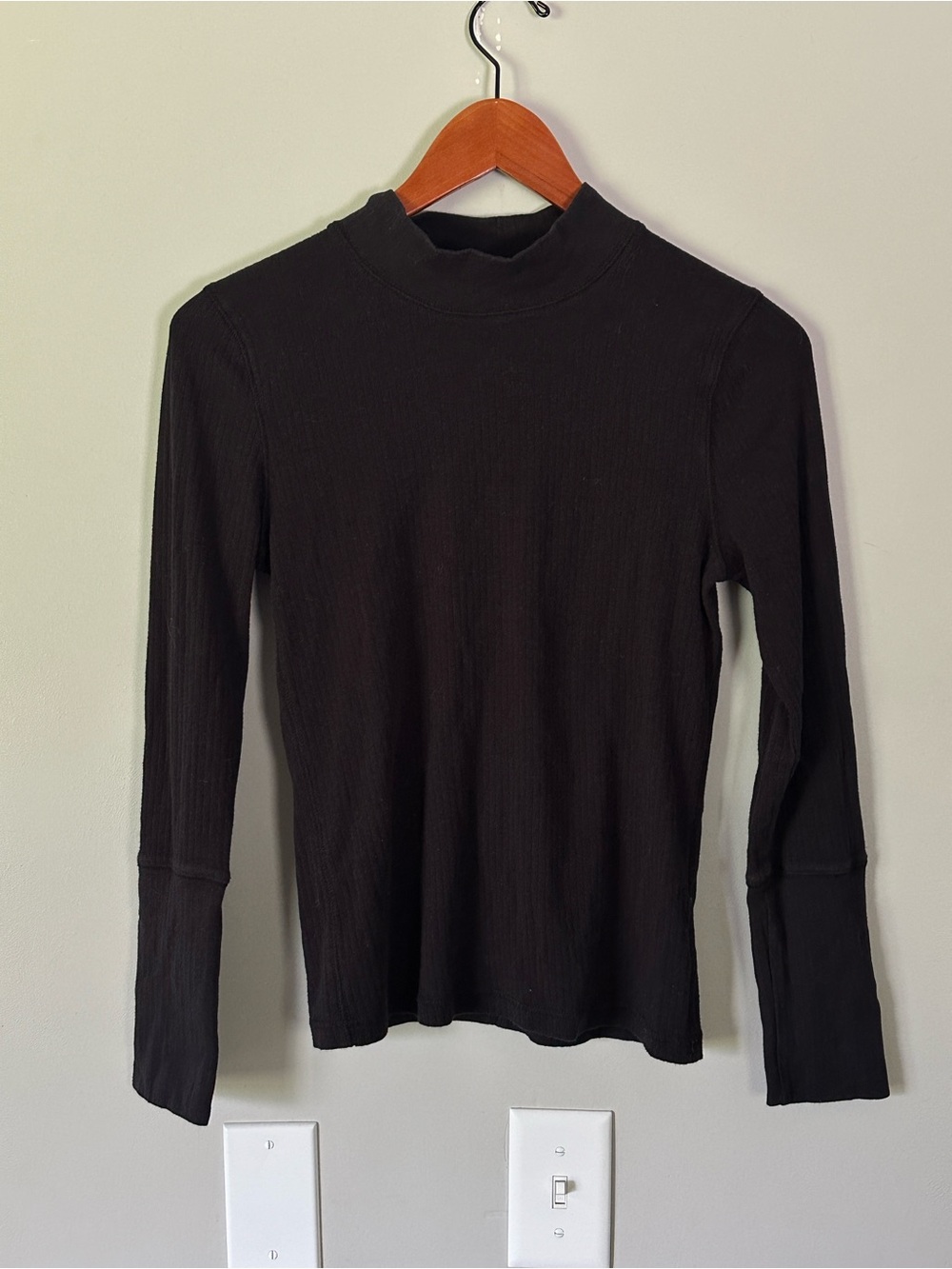 Free People Ribbed Long Sleeve Top in Black Size L